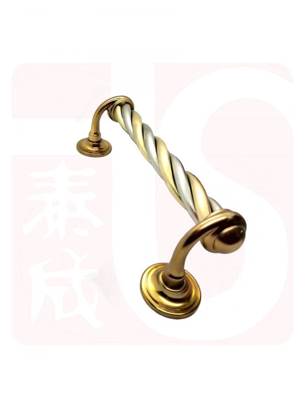 Door Pull OMP 708